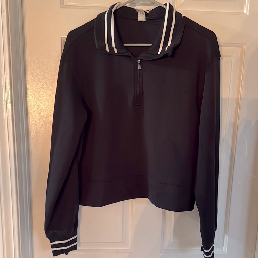 Yogalicious Soft Cropped Sweater